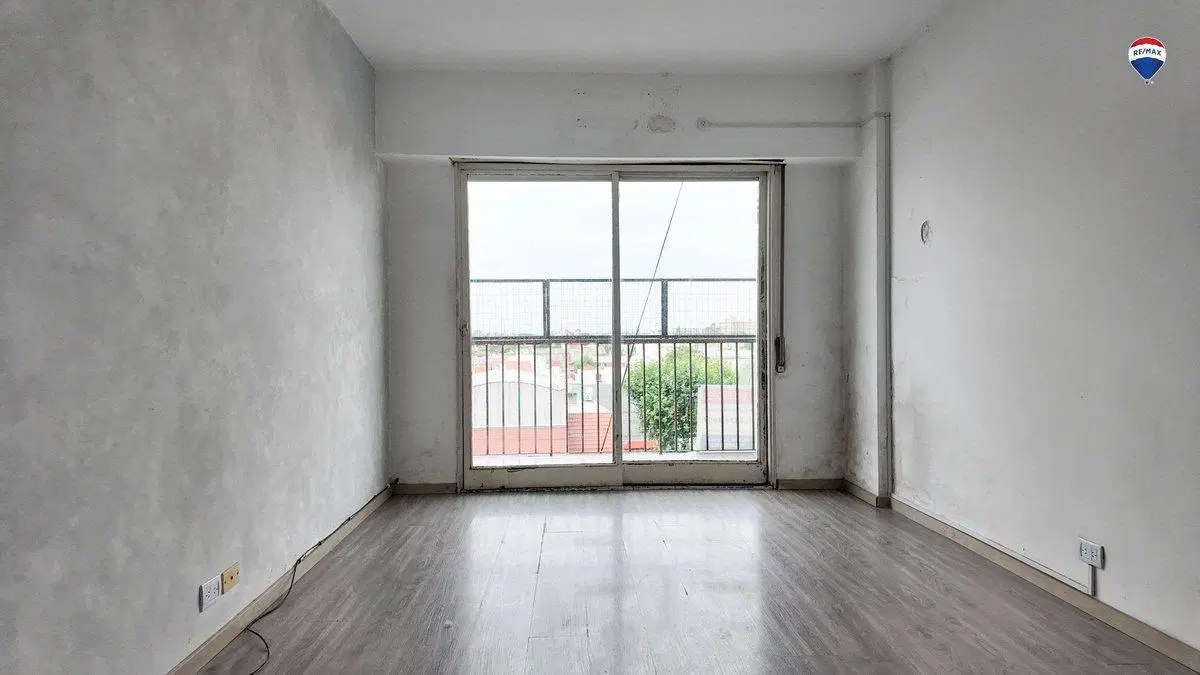 Venta Departamento de 2 amb. al frente . APTO CRED 3