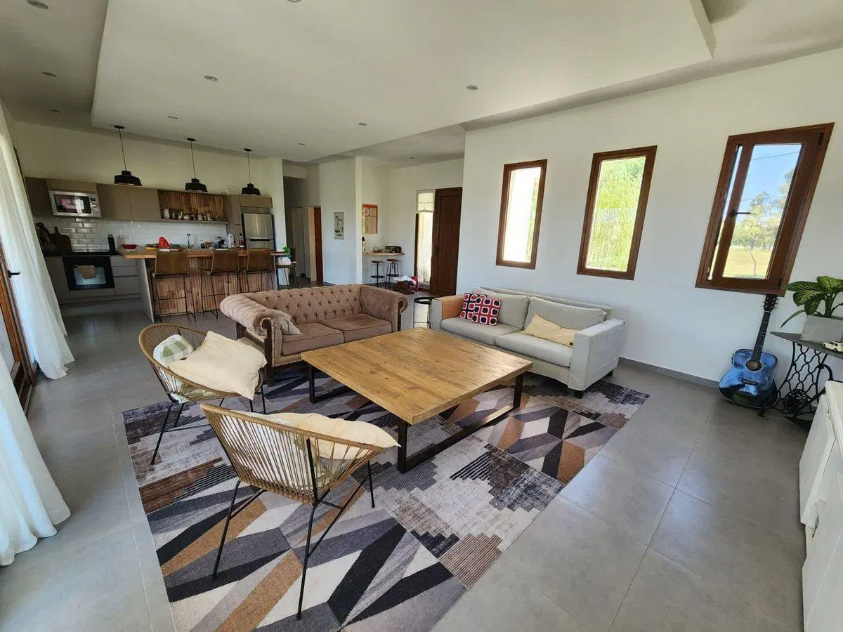Casa 4 ambientes en Venta Campos de Roca II 2