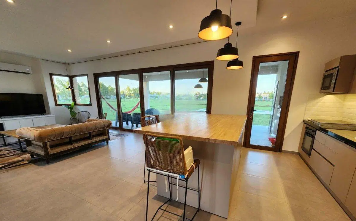 Casa 4 ambientes en Venta Campos de Roca II 3