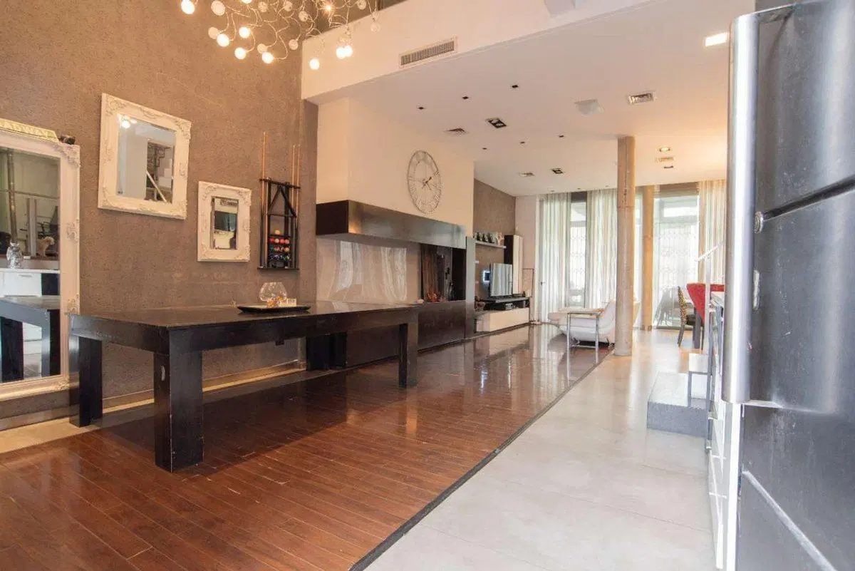 VENTA CASA 5 AMB RAMOS MEJIA LOTE PROPIO PISCINA 3