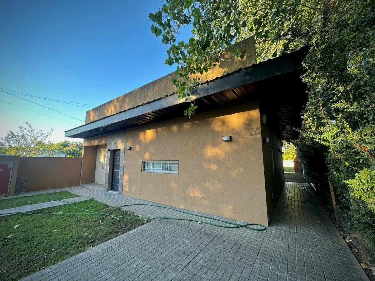 VENTA CASA 5AMB BRANDSEN 5
