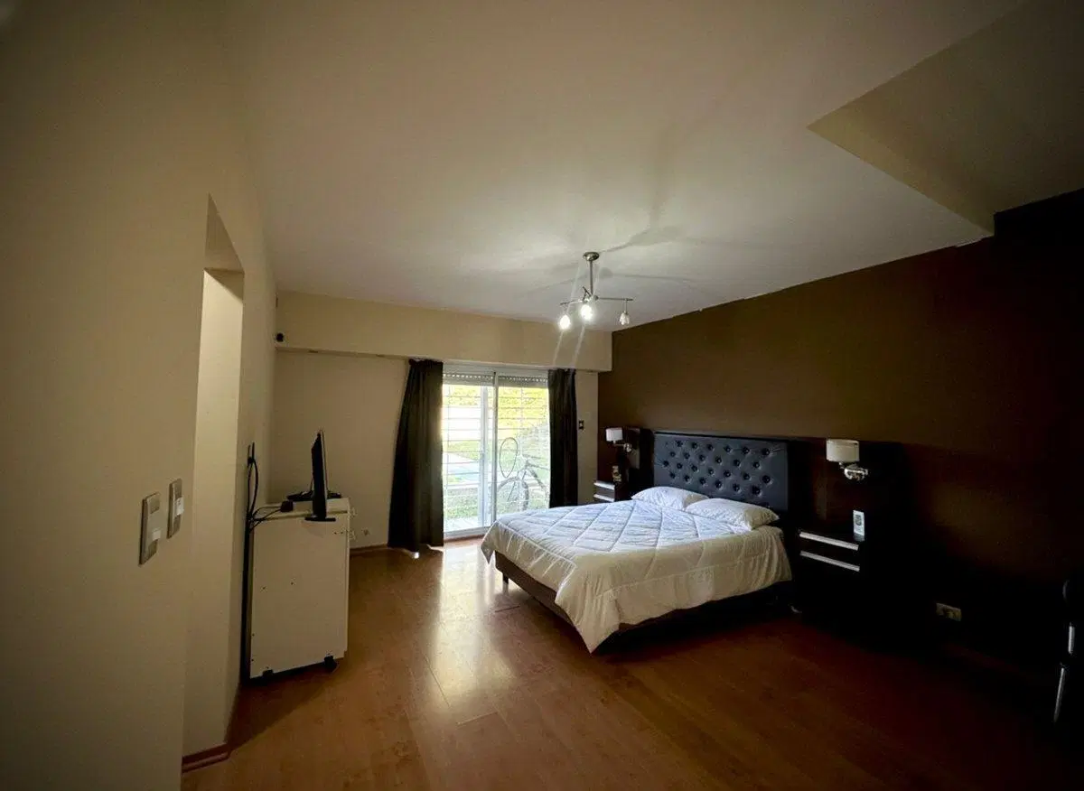 VENTA CASA 5AMB BRANDSEN 4
