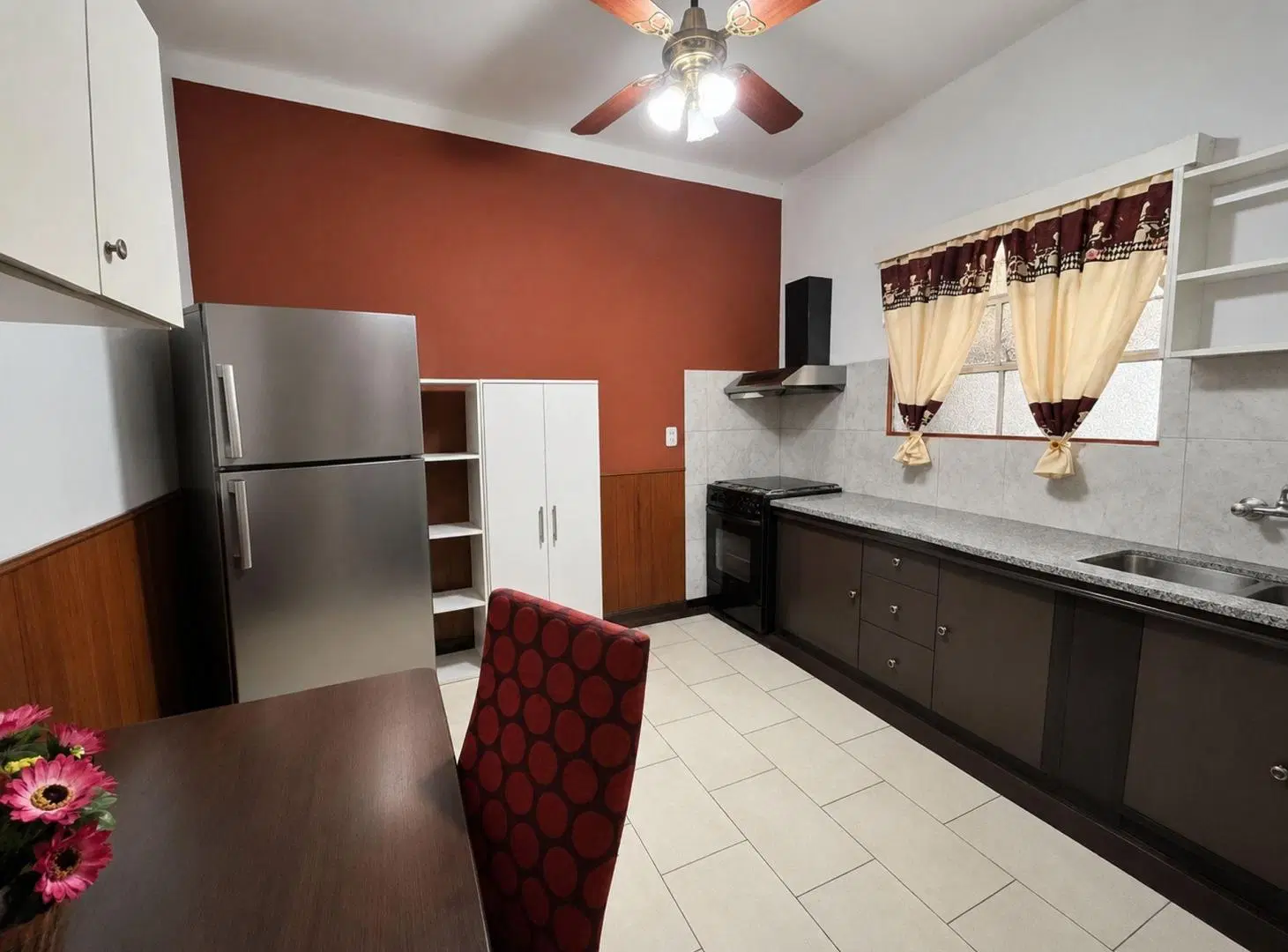 VENTA CASA 3 AMB CON PATIO Y DEPTO WILDE 3