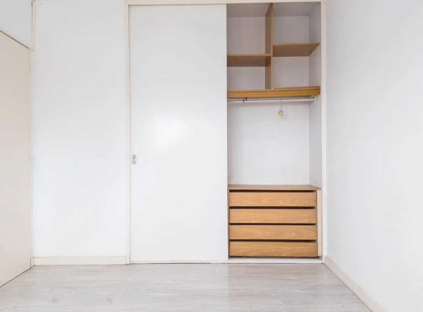 VENTA SEMIPISO 2 AMB AL FRENTE EN VILLA DOMINICO 3