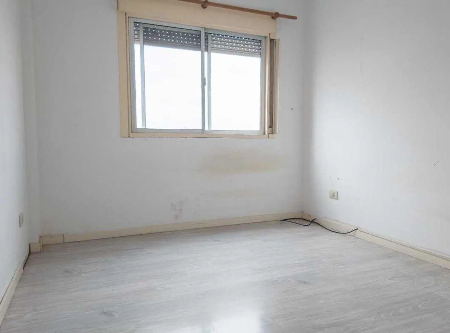 VENTA SEMIPISO 2 AMB AL FRENTE EN VILLA DOMINICO 2