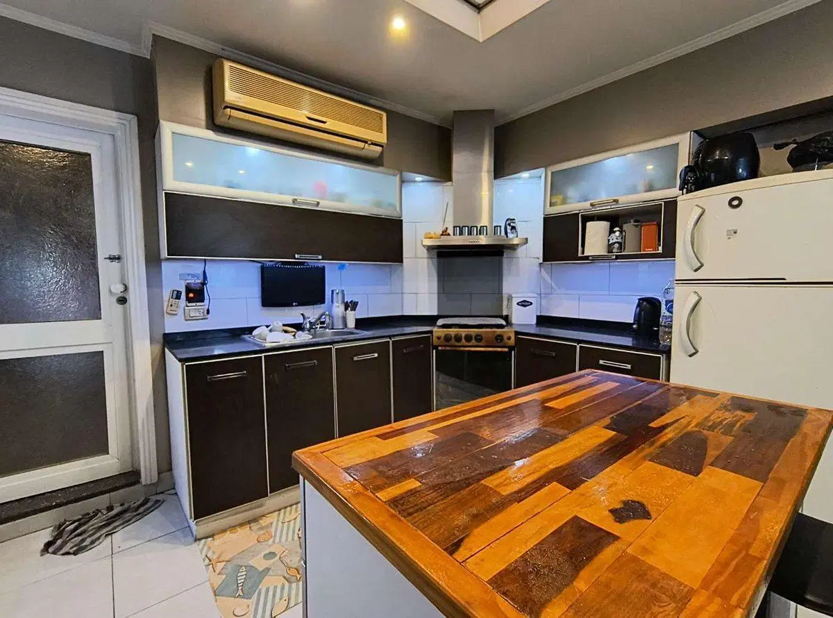 CASA EN VENTA EN BERNAL  PARQUE QUINCHO Y PISCINA 5
