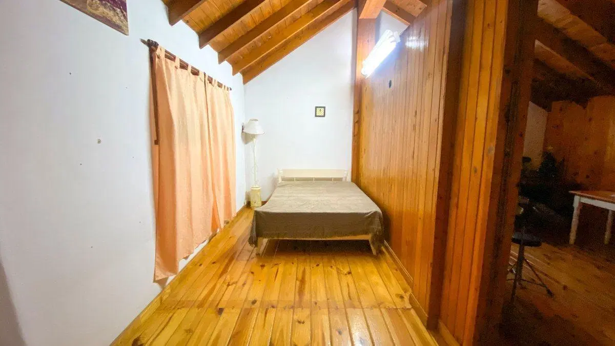 VENTA CASA MULTIFAMILIAR 6 AMBIENTES EN GUERNICA 4