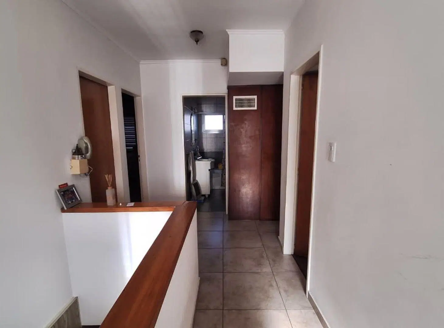 CASA TIPO CHALET 5 AMBIENTES EN VENTA, QUILMES 2