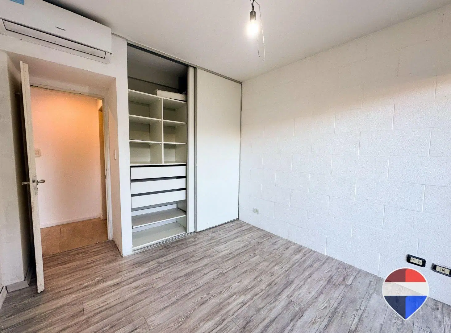 DEPARTAMENTO 2 AMBIENTES VENTA MONTE GRANDE CENTRO 8