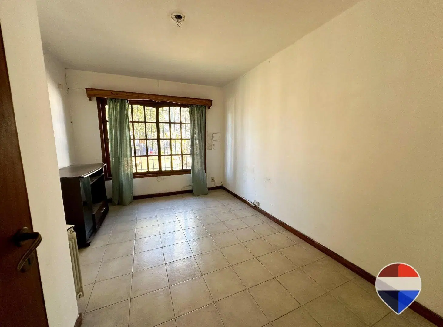 CASA 5 AMBIENTES VENTA MONTE GRANDE APTA CREDITO 8