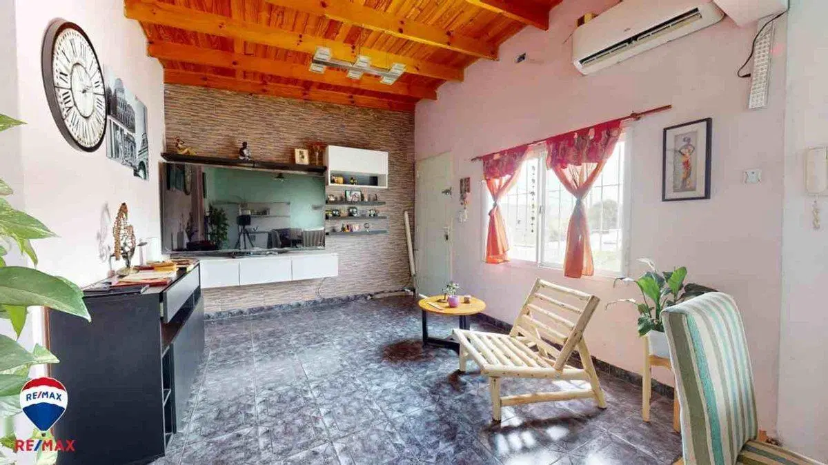 VENTA CASA 3 AMBIENTES, PATIO AMPLIO. BERAZATEGUI 8