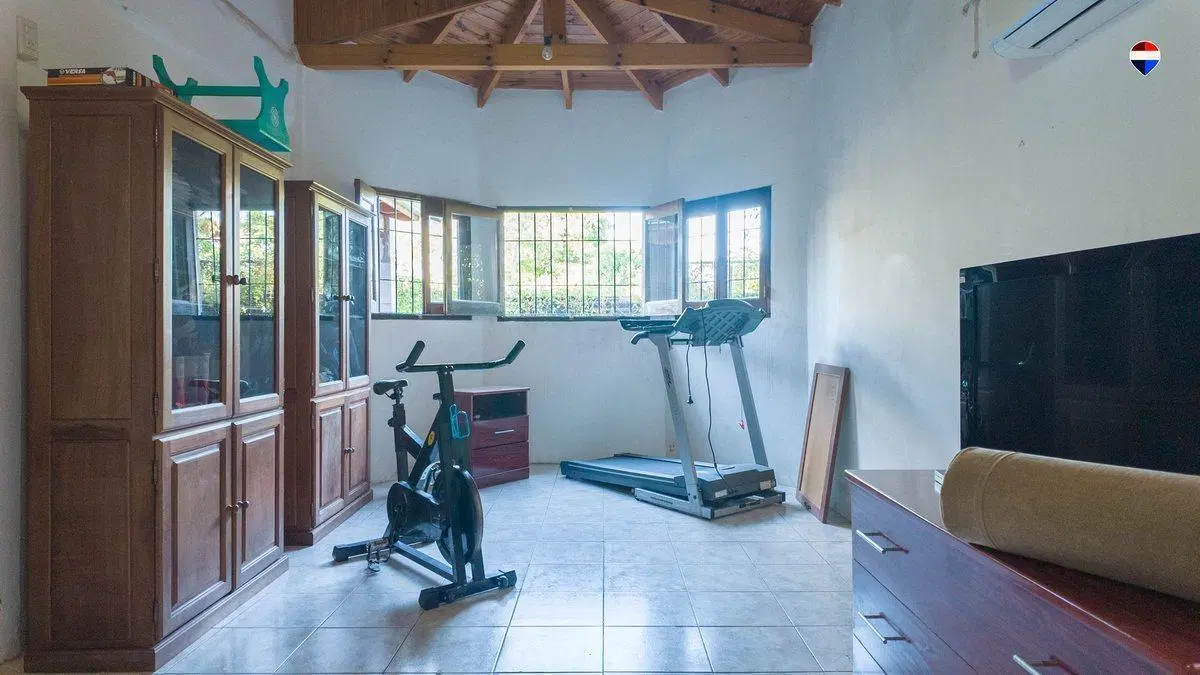 VENTA CASA 3 AMB EN RANELAGH 4