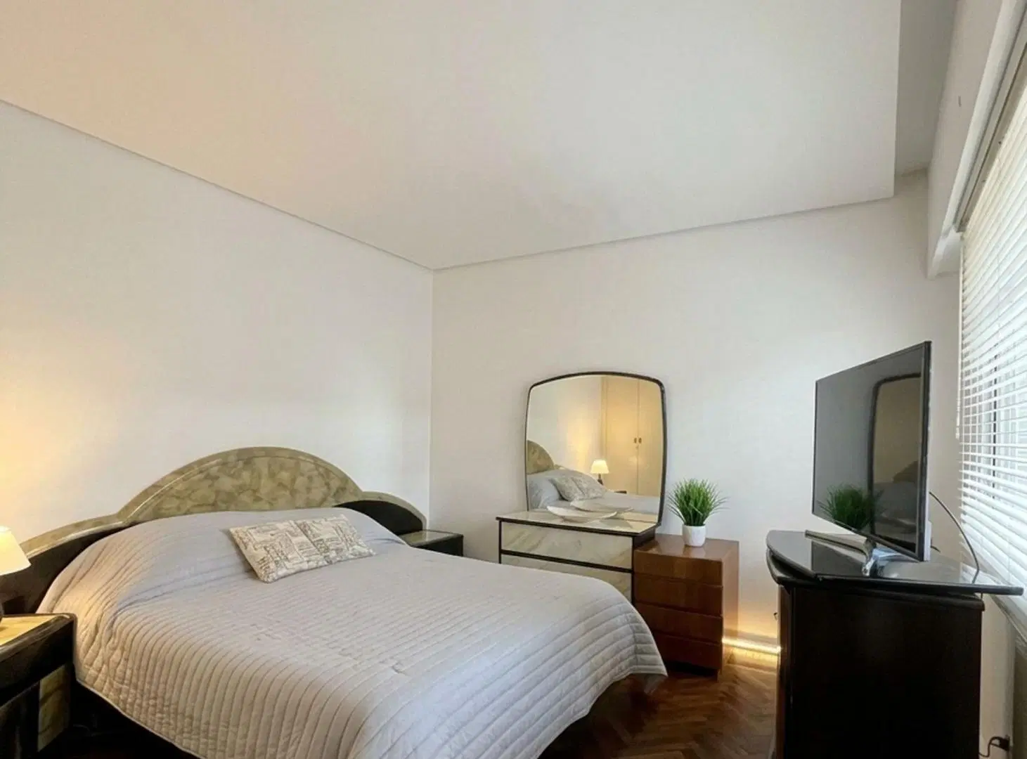 VENTA DE DEPTO 3AMB CON DEPENDENCIA EN CRUCECITA 3