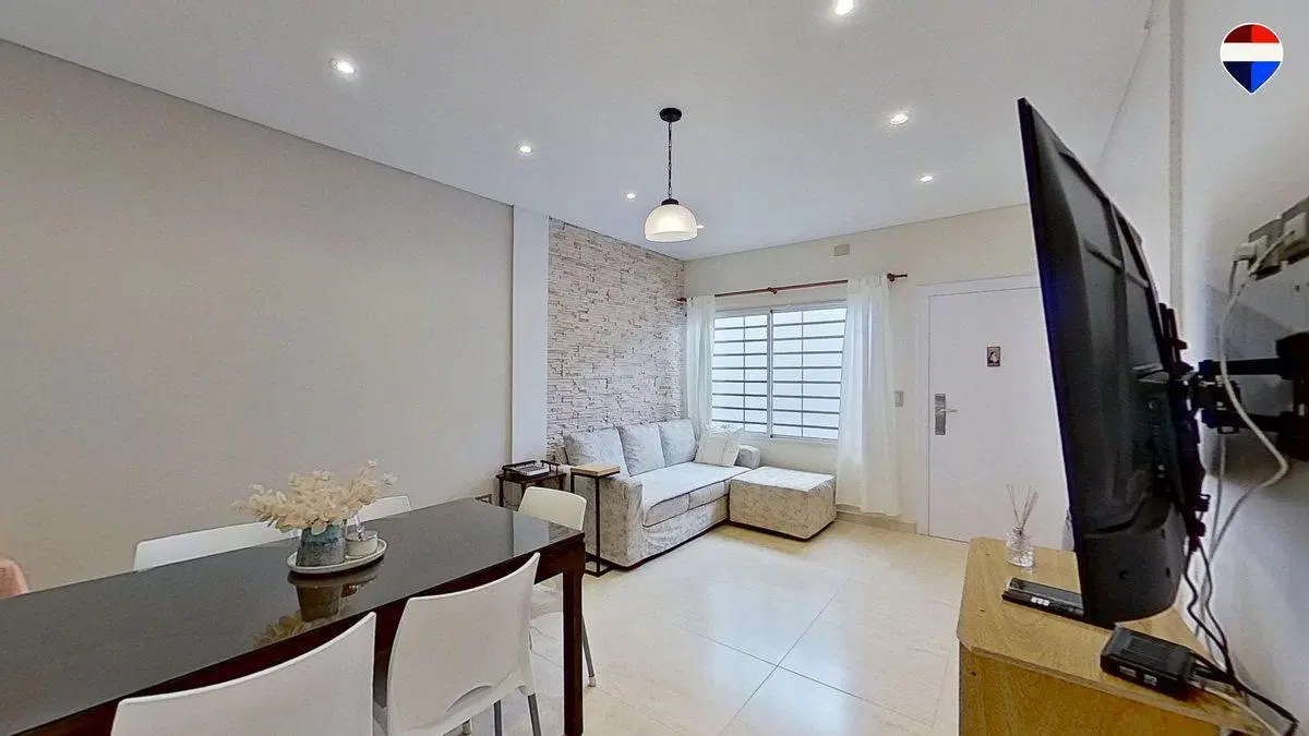 VENTA DPTO 3 AMB FCIO VARELA CENTRO CON  PATIO 8