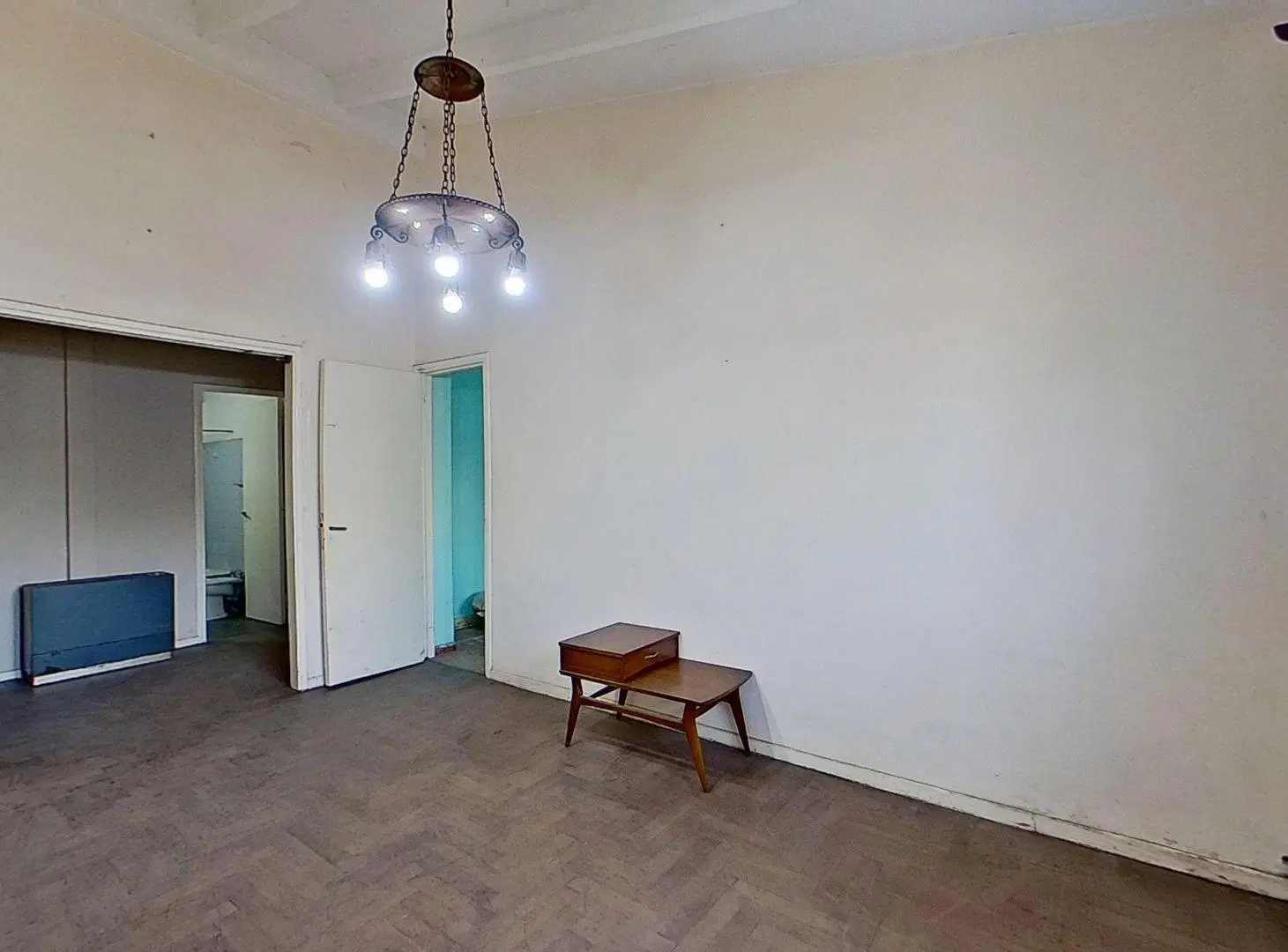 VENTA CASA 4 AMB CON JARDIN Y QUINCHO EN QUILMES 5
