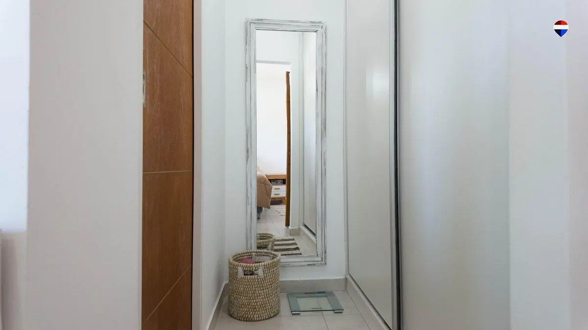 VENTA CASA TIPO TRIPLEX  DE 3 PISO CON COCHERA 8