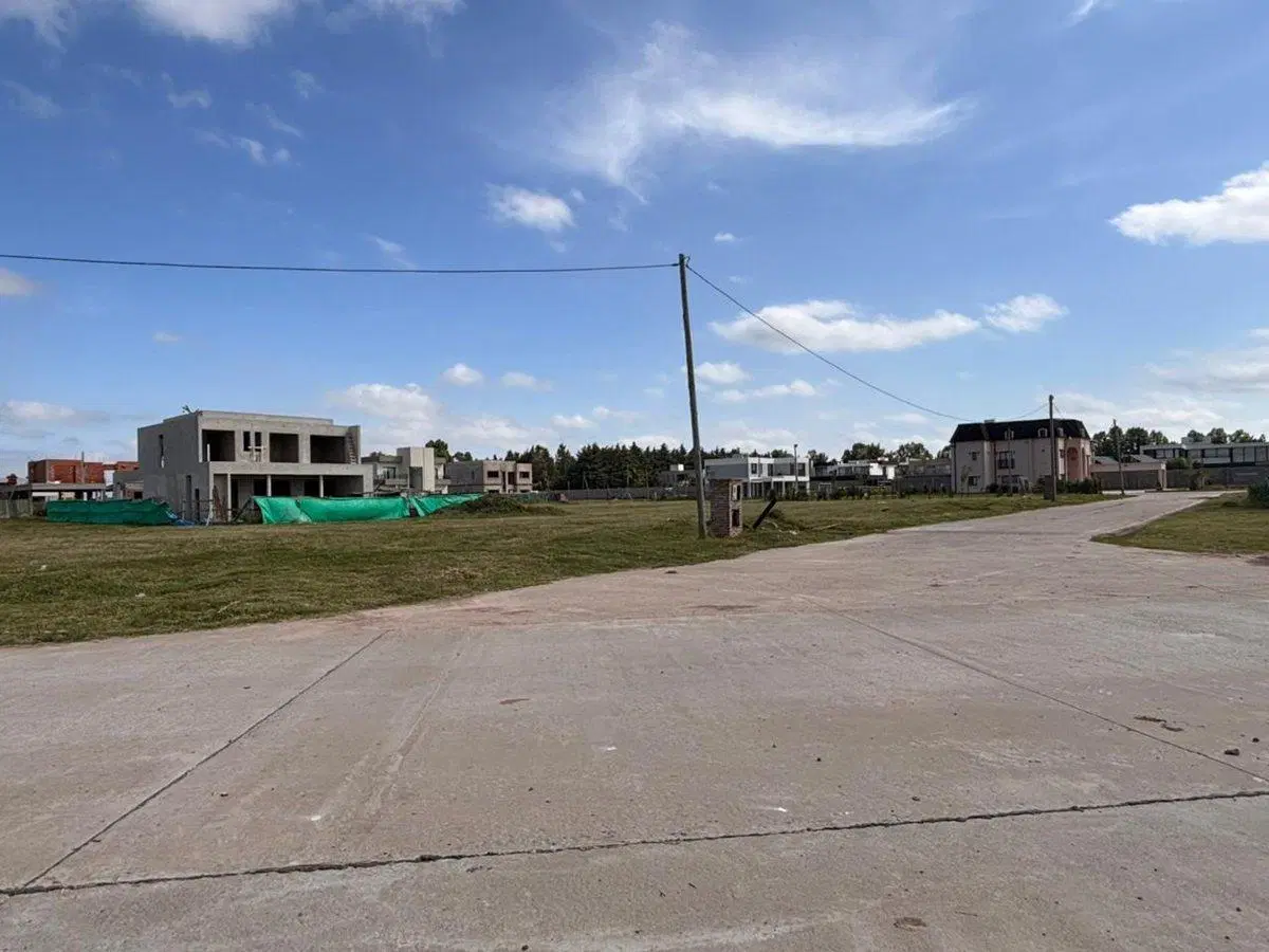 VENTA LOTE 643M2 LAGOS DE CANNING II 3