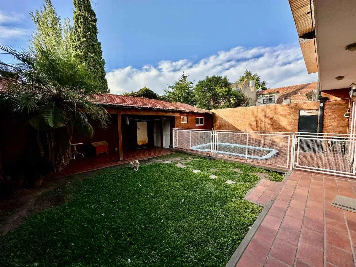 VENTA CASA 4 AMBIENTES PILETA QUINCHO COCHERA 3