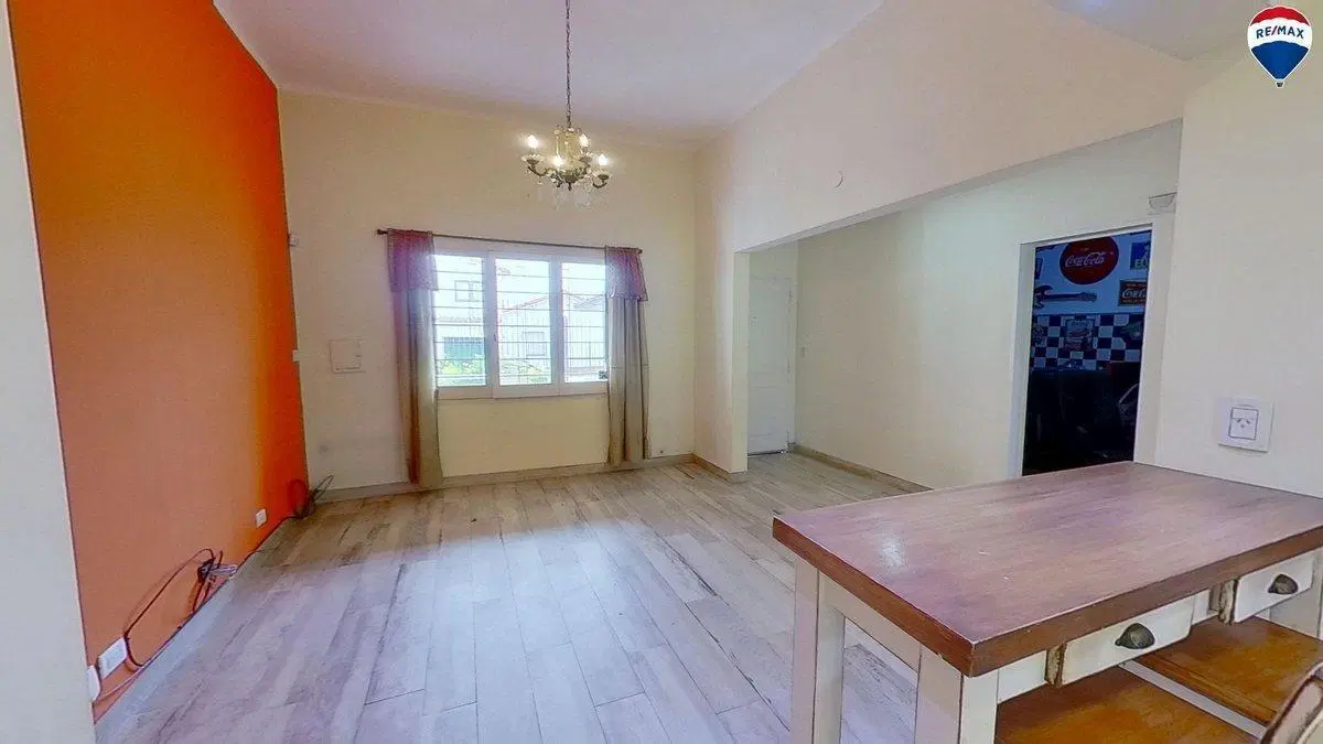 VENTA CASA 5 AMBIENTES PILETA Y COCHERA QUILMES 5