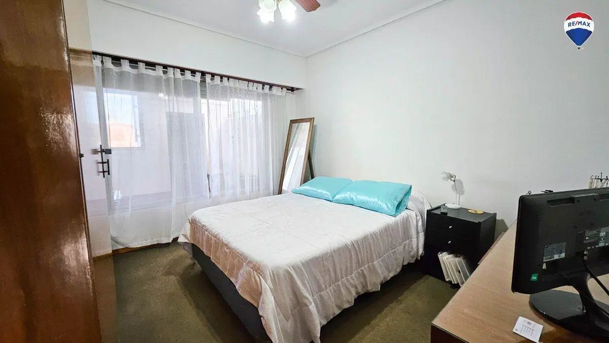 VENTA MULTIFAMILIAR 3 CASAS 3 AMBIENTES C/U BERNAL 8