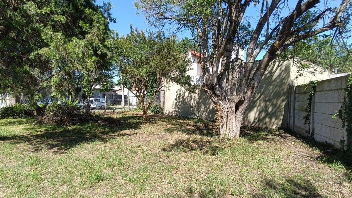 LOTE EN VENTA EN RANELAGH EXCELENTE UBICACION 8