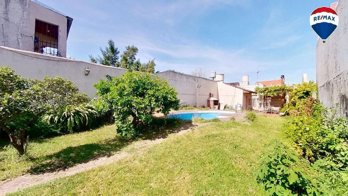 VENTA CASA 3 AMB QUINCHO GARAGE LANUS 3