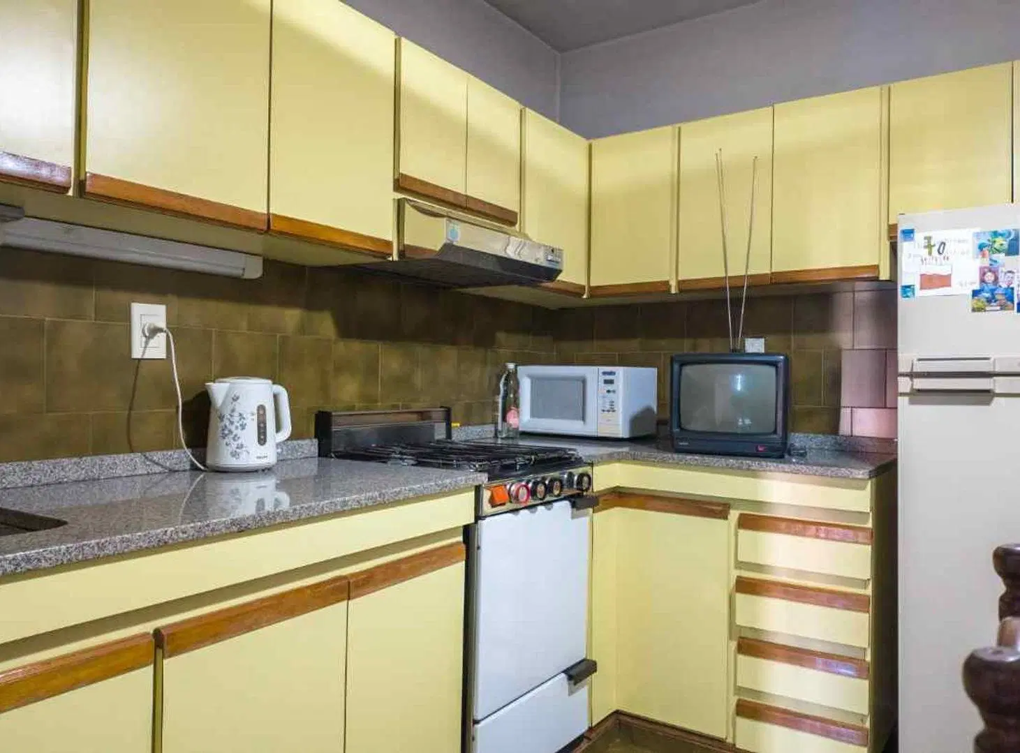VENTA CASA MULTIFAMILIAR, COCHERA . DON BOSCO 3