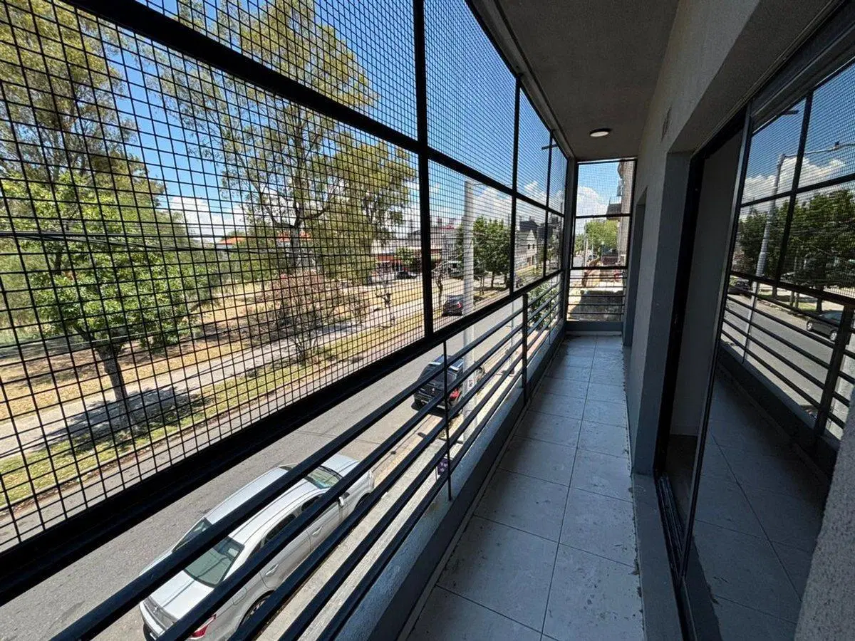 DEPTO 3 AMB CON BALCON  EN VENTA EN AVELLANEDA 4