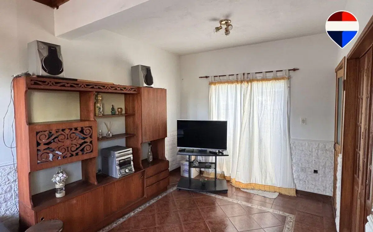 VENTA CASA CHALET EN 2 PLANTAS CON JARDIN-COCHERA 8