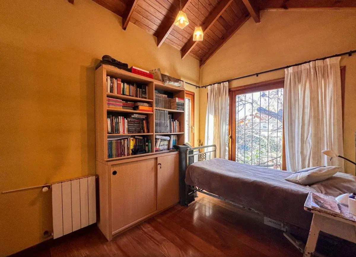 VENTA DE CASA QUINTA 7 AMBIENTES F.VARELA 8