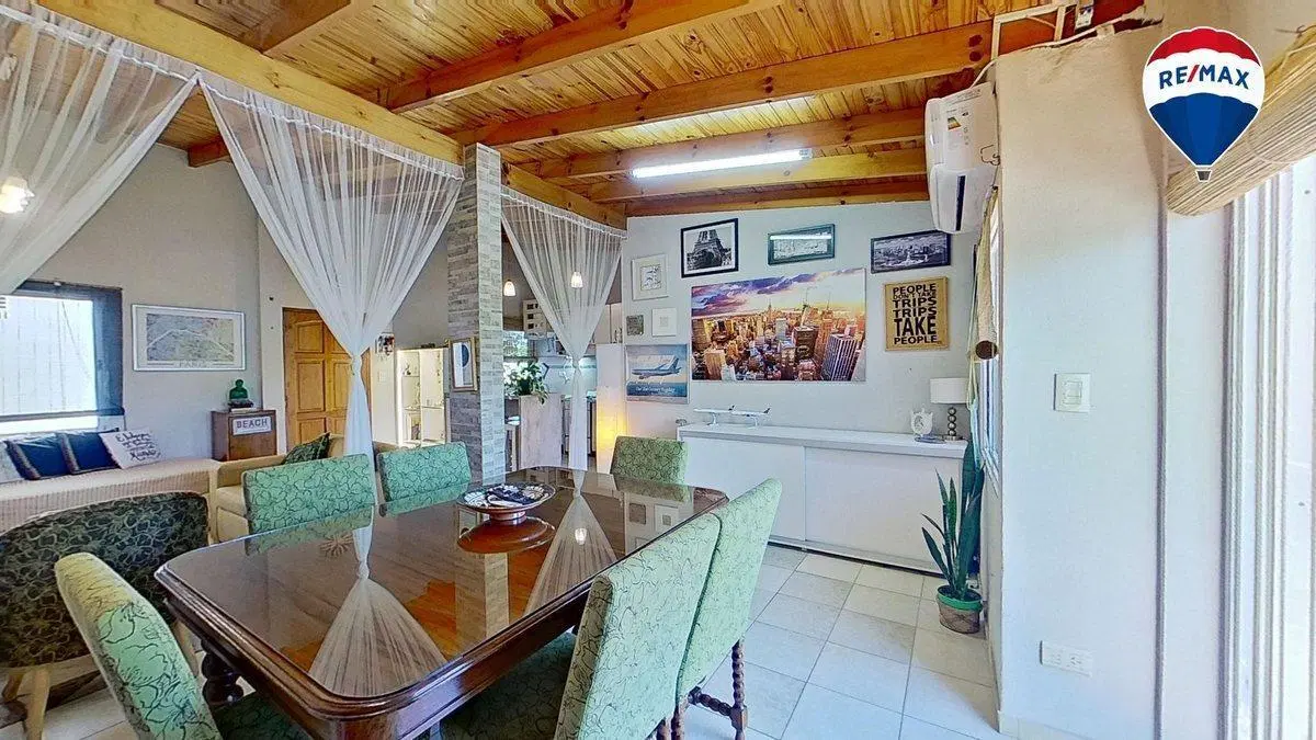 Depto 2 amb en venta en Banfield! Excelente zona! 4