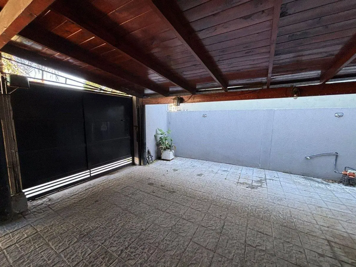 PH 3 AMBIENTES CON TERRAZA Y COCHERA EN LANUS 4