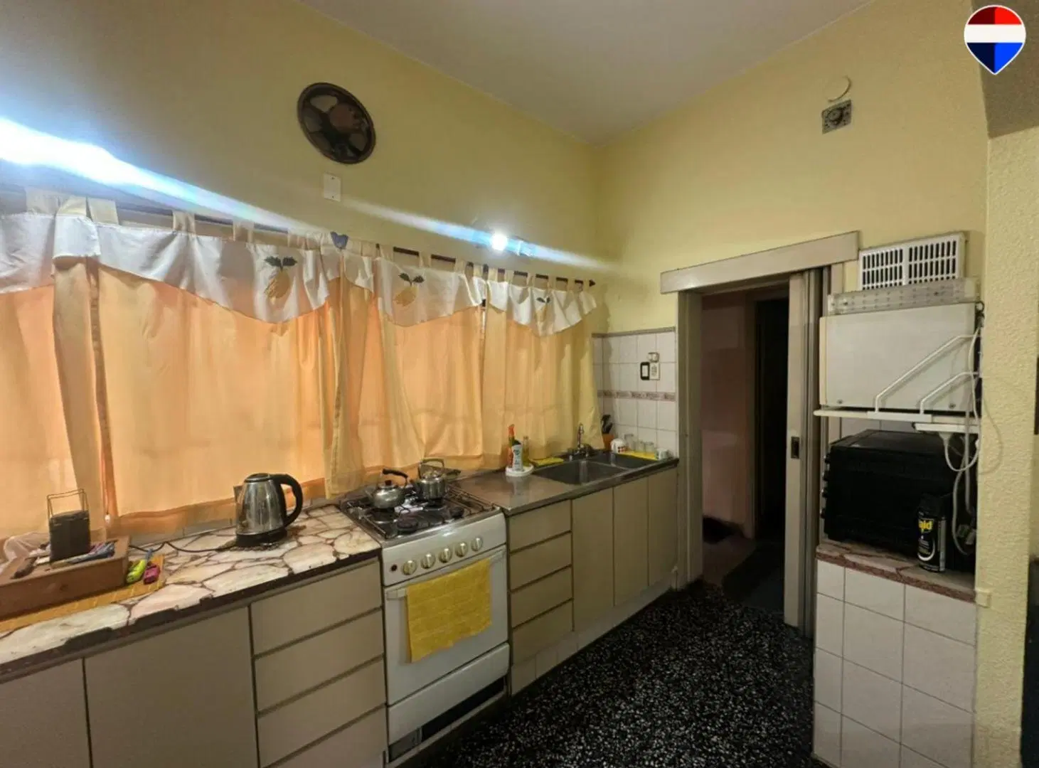 VENTA CASA 3 AMBIENTES PATIO LANUS ESTE 5