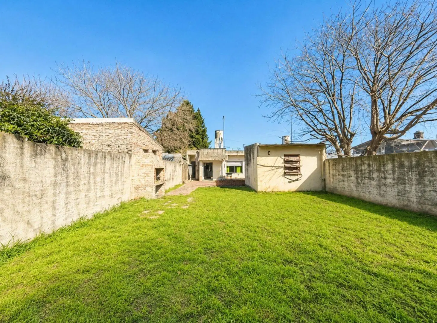 CASA 4 AMBIENTES VENTA MONTE GRANDE APTO CREDITO 2