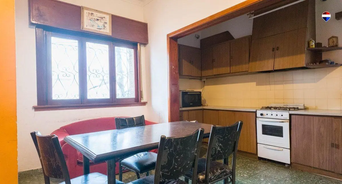 VENTA CASA 3 UNIDADES EN BLOCK CON LOCAL Y GARAGE 4