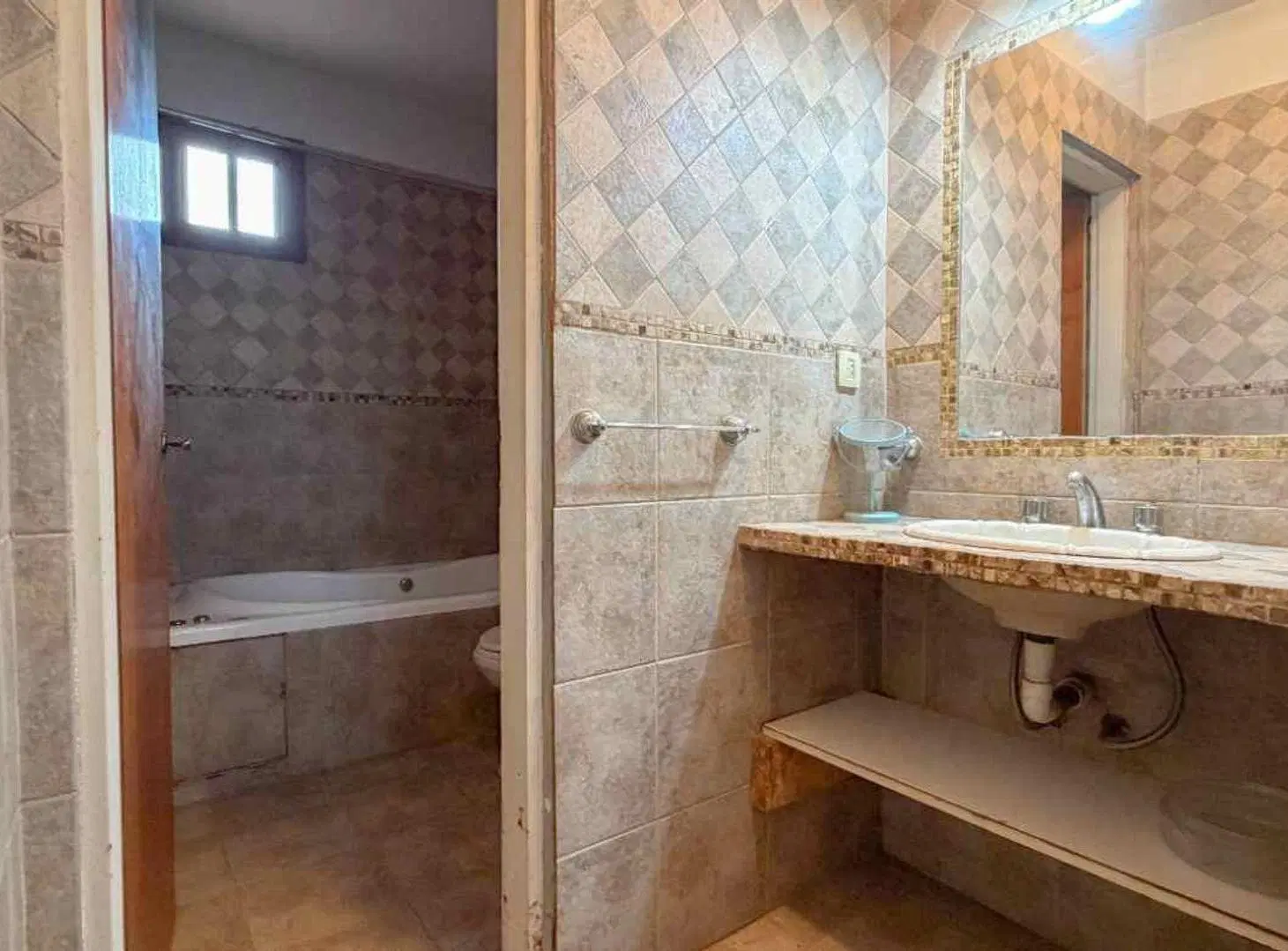 VENTA CASA MULTIFAMILIAR 7AMB + CASA 4AMB 4