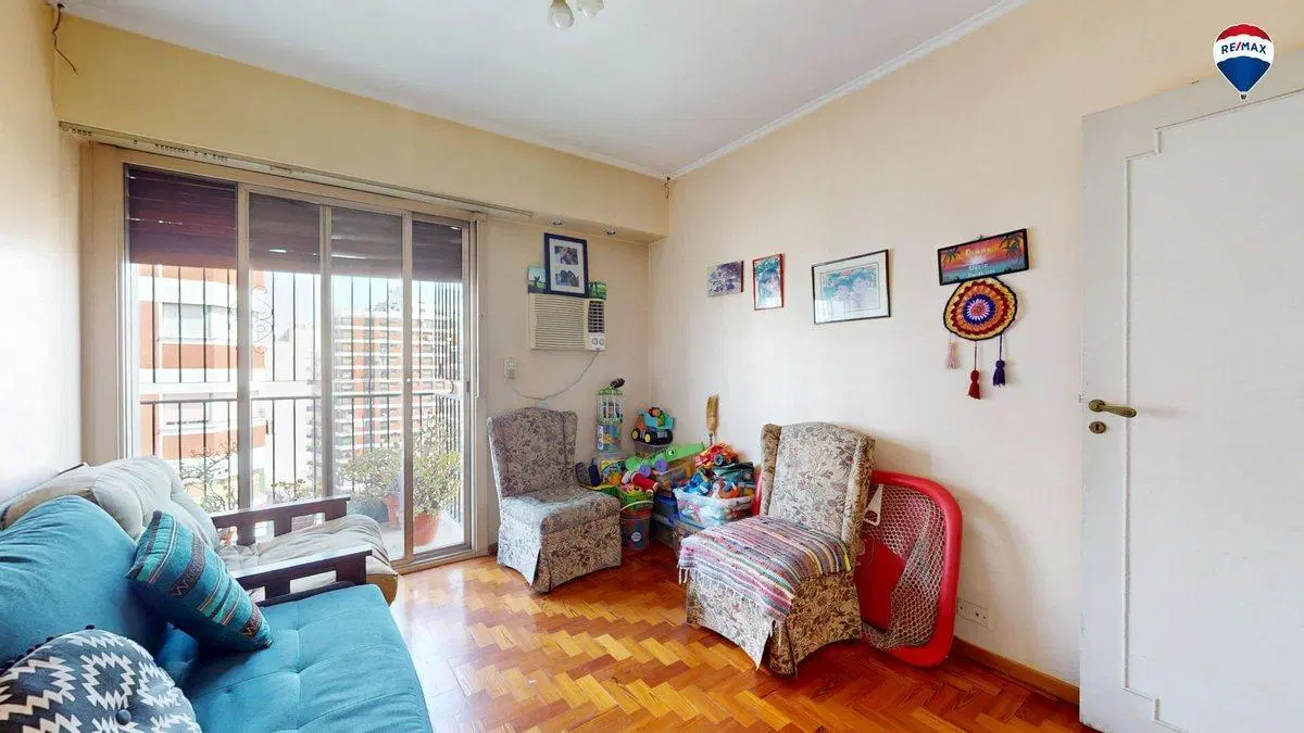 VENTA DPTO 4 AMB CON DEPENDENCIA EN AVELLANEDA 5