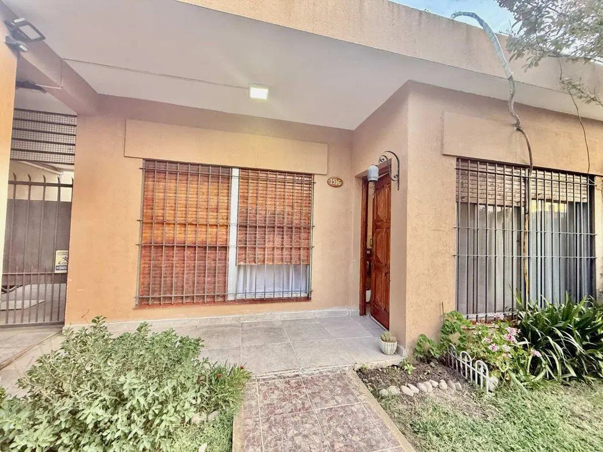 VENTA CASA 3AMB BURZACO 5
