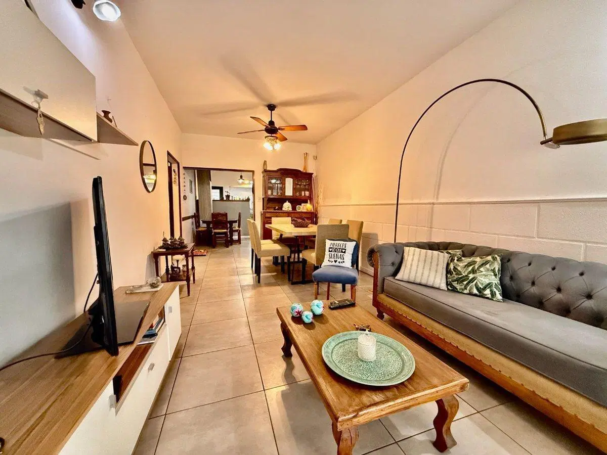 VENTA CASA 3AMB BURZACO 8