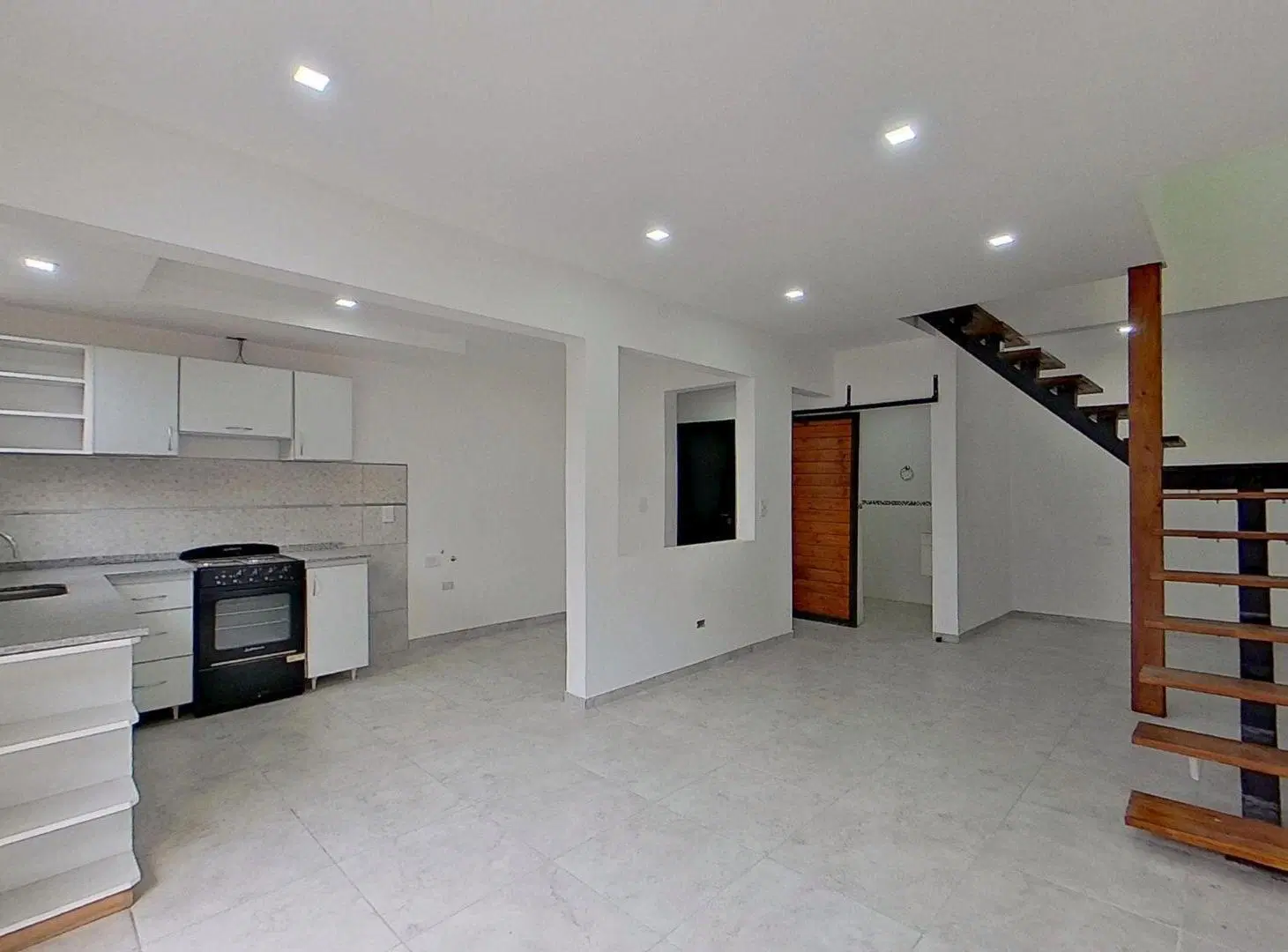 VENTA PH 3 AMBIENTES EN EZPELETA CON BALCON 3