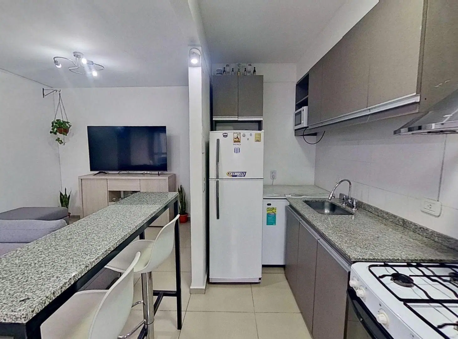 DEPTO. 3 AMB. EN AVELLANEDA TOTALMENTE RENOVADO 3