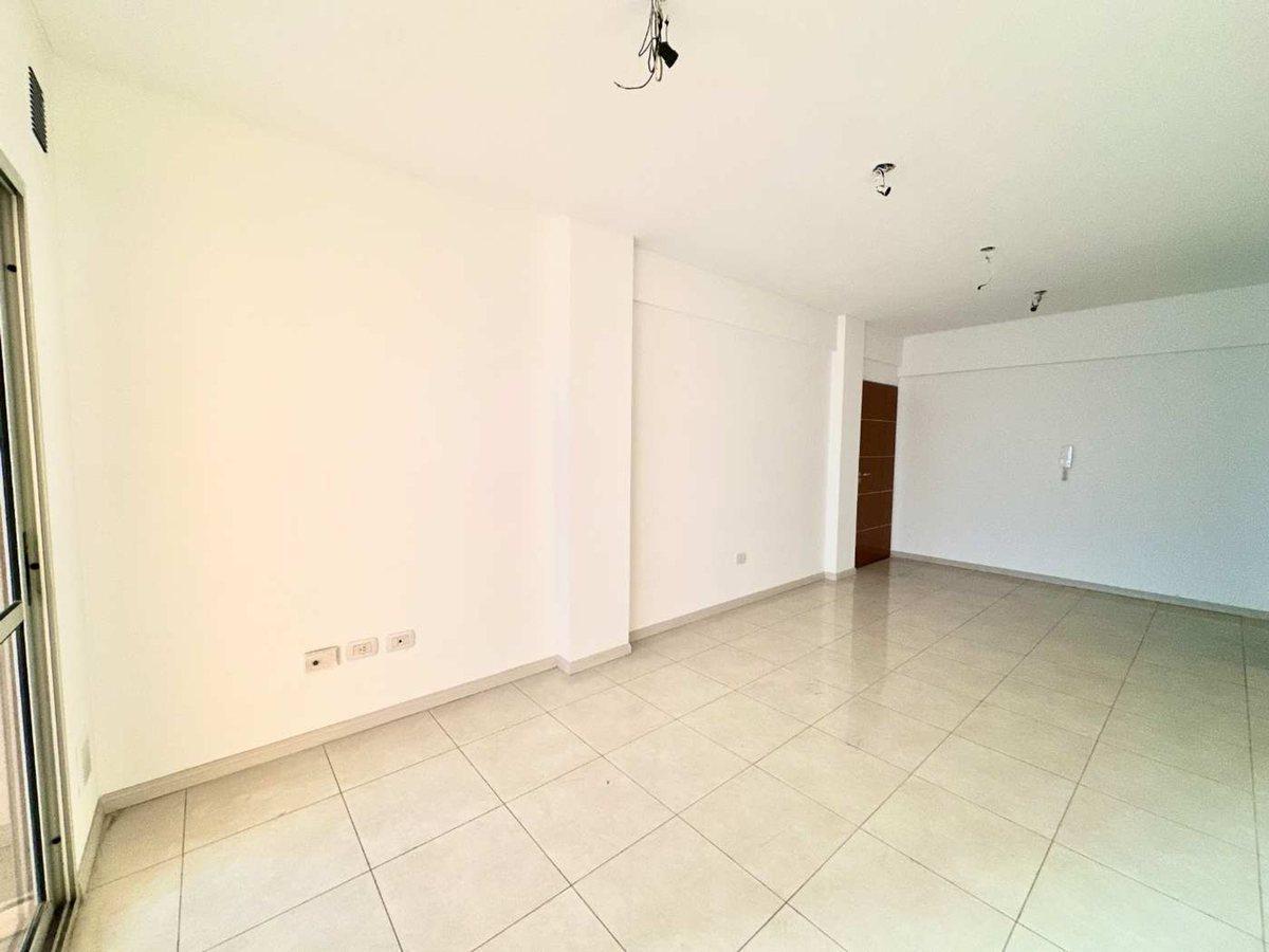 Foto de VENTA DEPTO 3 AMB EN VILLA LURO CON BALCON, imagen 2