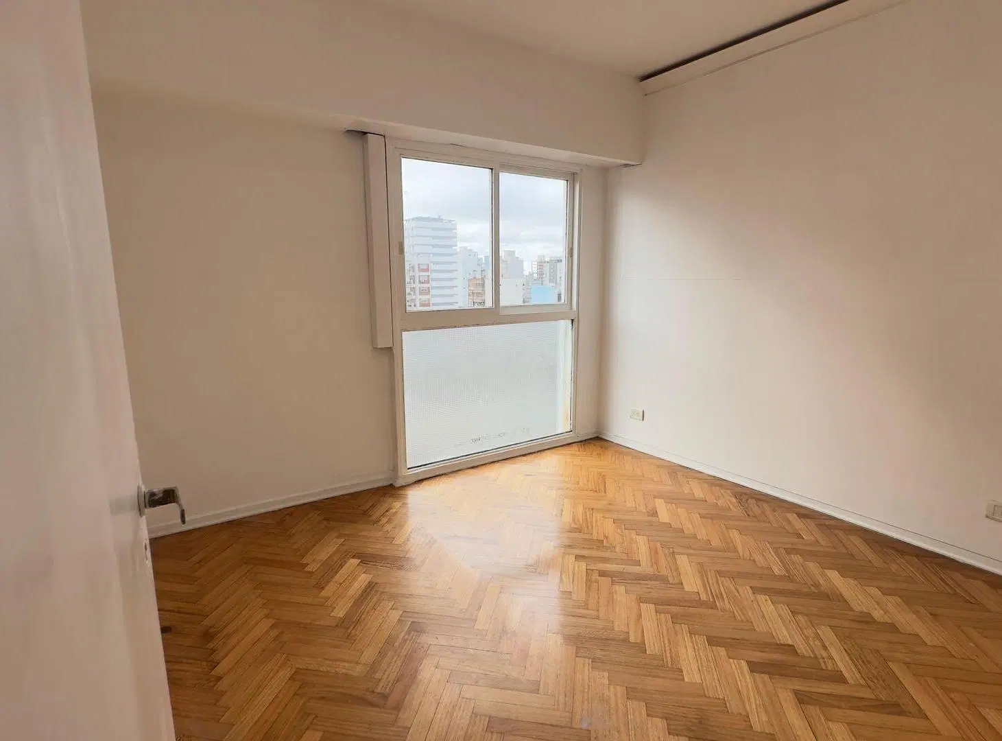 VENTA DEPARTAMENTO 2 AMBIENTES QUILMES CENTRO 4