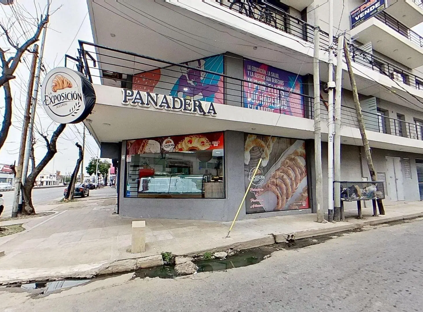 AMPLIO LOCAL CON DOBLE ALTURA EN VENTA, AVELLANEDA 8