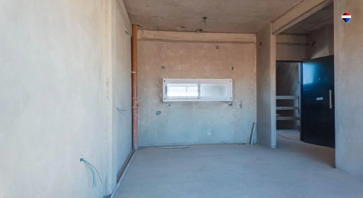 VENTA DEPARTAMENTO 3 AMBIENTES EN BERNAL 8