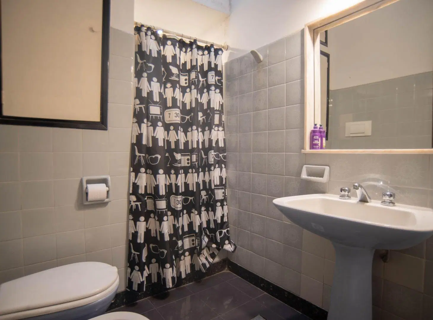VENTA CASA 7 AMBIENTES EN DON BOSCO CON PATIO 3