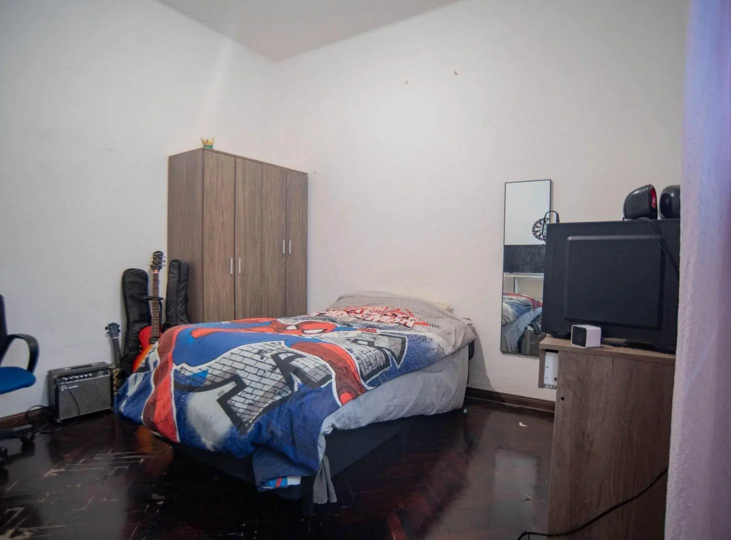 VENTA CASA 7 AMBIENTES EN DON BOSCO CON PATIO 5