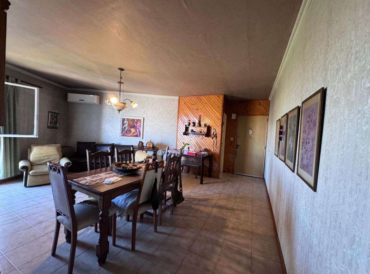 Foto de VENTA DEPARTAMENTO 4 AMB. SARANDI APTO CREDITO, imagen 5
