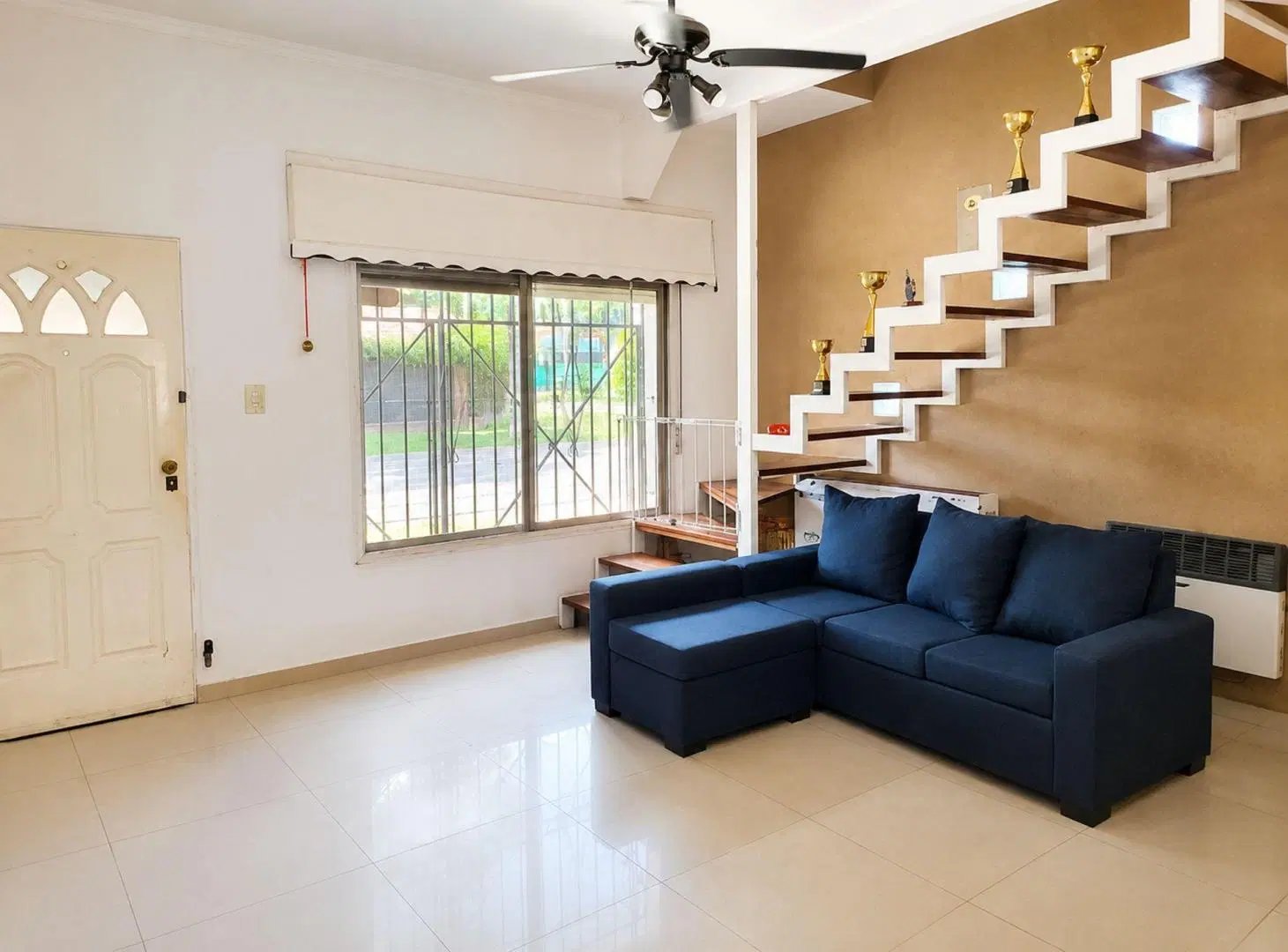 CASA 6 AMBIENTES VENTA LUIS GUILLON APTA CREDITO 3