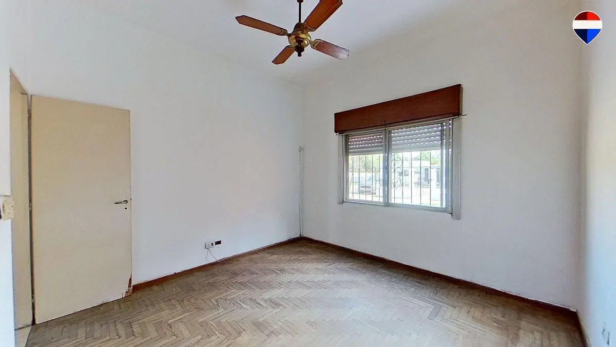 VENTA CASA 3 AMB FLORENCIO VARELA PARQUE Y COCHERA 2